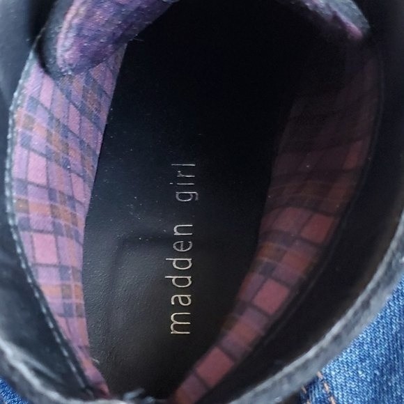 Madden Girl Torch Faux Suede Boots Black Fabric 3" Wrapped Heels Size 7 - Picture 6 of 7